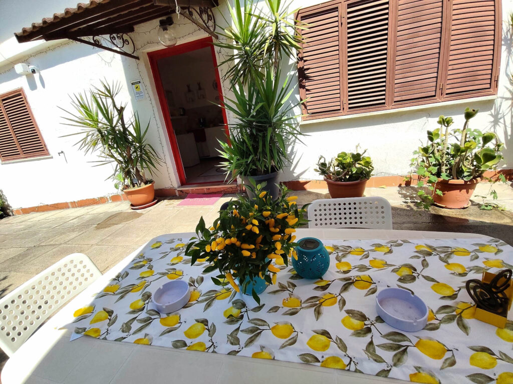 Ingresso e area esterna